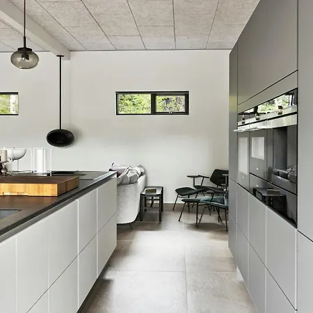 Nordic Vibe At Kattegat's Calm Coast Feriehus