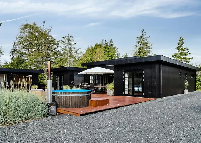 Nordic Vibe At Kattegat's Calm Coast Feriehus