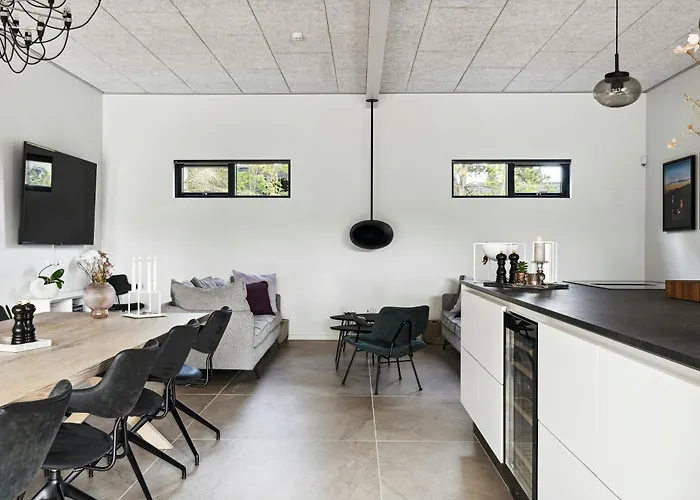 Nordic Vibe At Kattegat's Calm Coast Feriehus *
